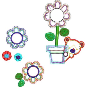 刺绣花卉与小熊图案设计