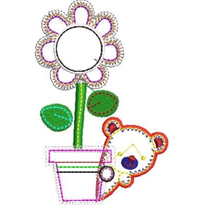刺绣花朵与小熊图案